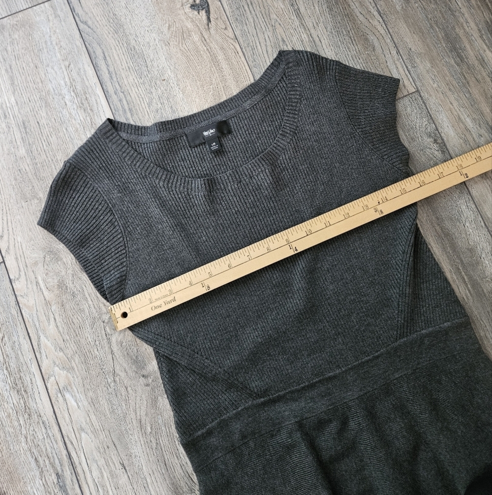 Gray Ribbed Knit Sweater Dress - Picture 10 of 12